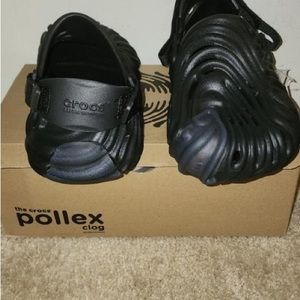 Shalehe crocs